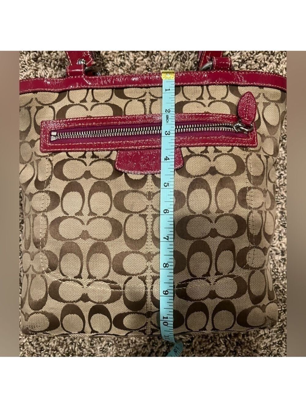 COACH PENELOPE SIGNATURE CANVAS TOTE - Picture 15 of 16